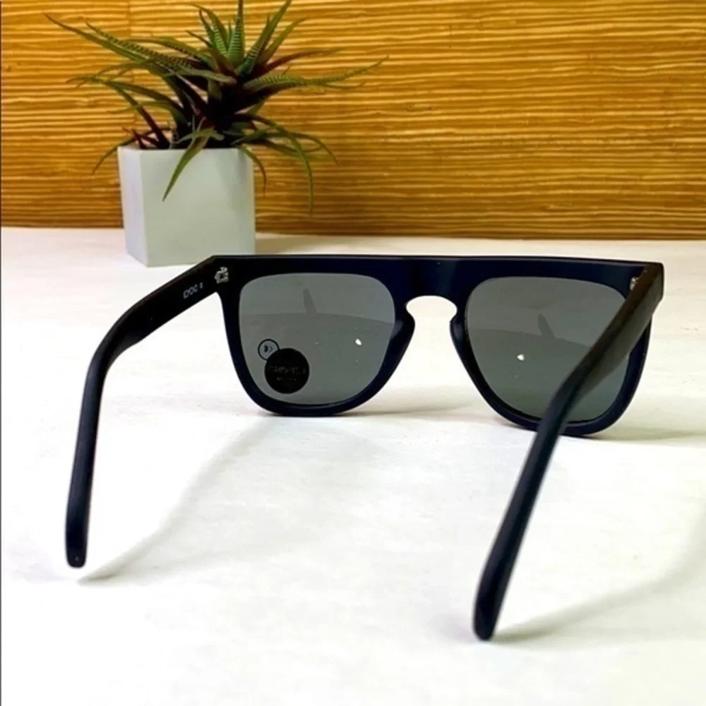 New Komono Men’s Bennet Midnight Blue Sunglasses
